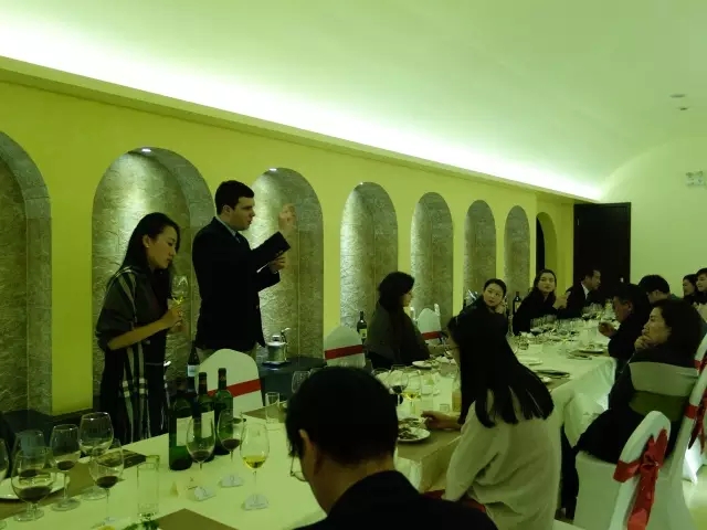 ESTOURNEL TASTING, ϾģʿͼƷ